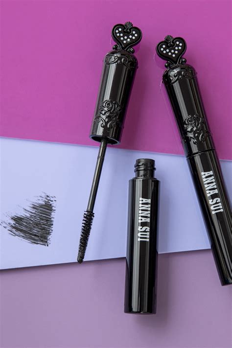 chanel black v shape|Black Mascara .